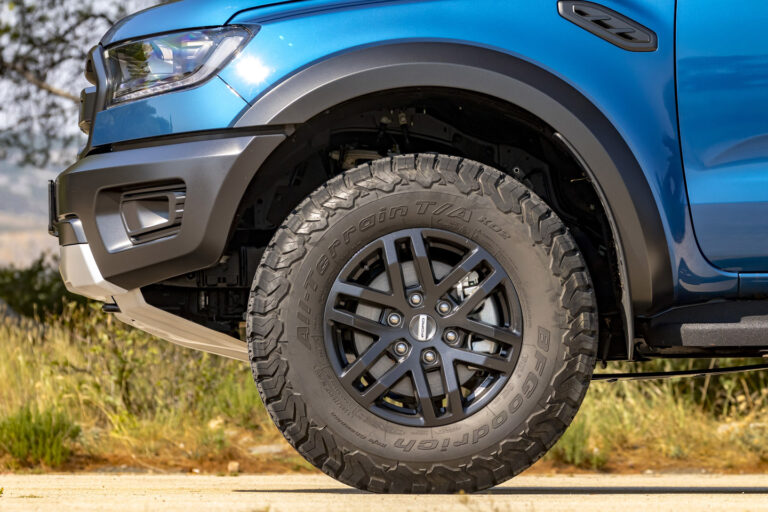 (video) Test Drive: Noul Ford Ranger RAPTOR