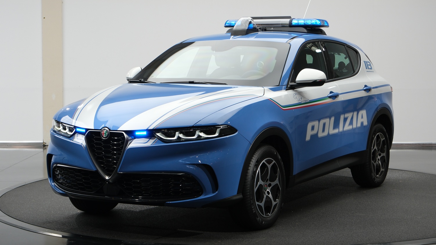 (video) L’Alfa Romeo Tonale è diventata la nuova “Pantera” della Polizia italiana