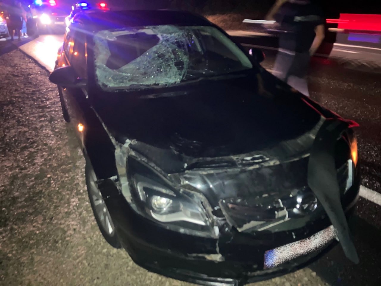 Accident înfiorător lângă Orhei. Un bărbat cu un copil de un an în brațe, lovit mortal de o mașină