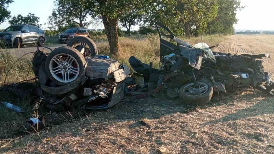 (foto) Încă un accident tragic în Moldova. Un copil de 8 ani și tatăl acestuia au decedat