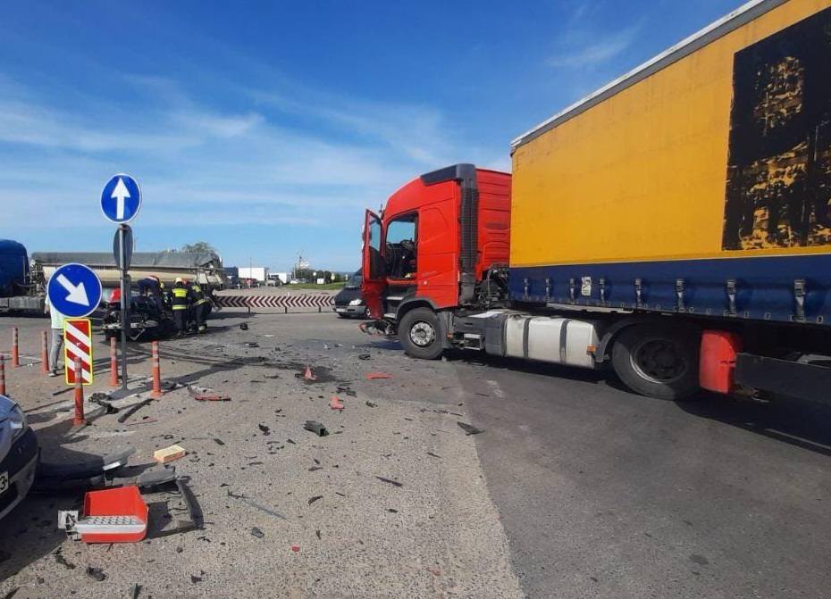 Un accident rutier grav s-a produs astăzi, în jurul orei 16:00, pe traseul din apropierea comunei Ciorescu din municipiul Chișinău.